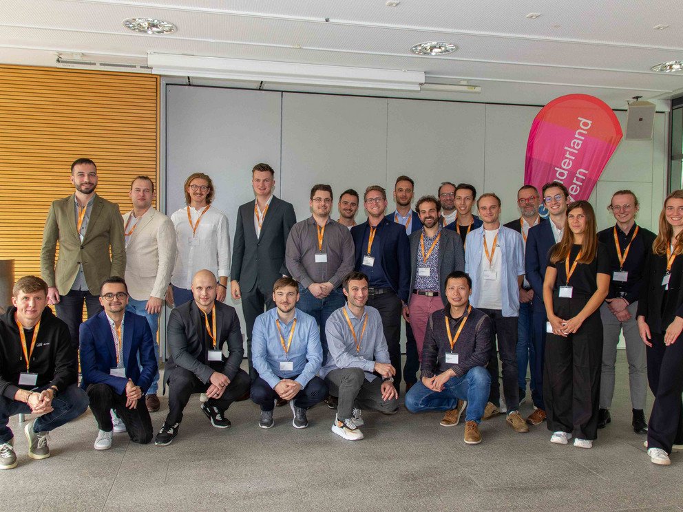 Gruppenfoto aller unterstützten Vorgründungsteams